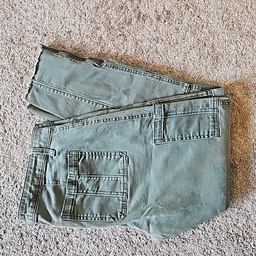 Hollister Crop Cargo Pant